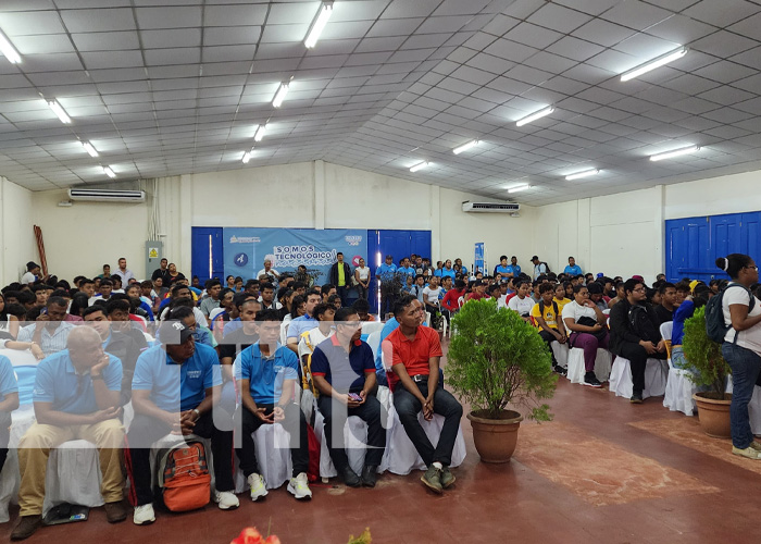 Foto: Tecnológico Héroes y Mártires abre sus puertas a más de mil estudiantes en Bilwi / TN8