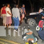 Motociclista colisiona contra vehículo y resulta con lesiones en Comalapa, Chontales