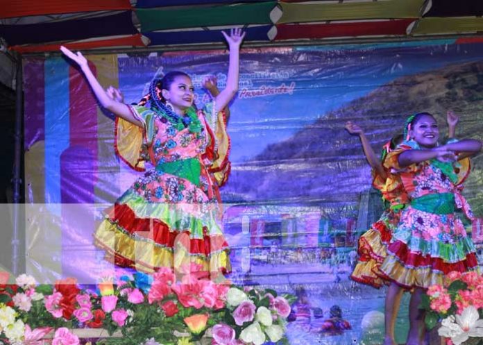 Foto: Intur celebra con alegre festival a la Virgen de Candelaria en Diriomo / TN8
