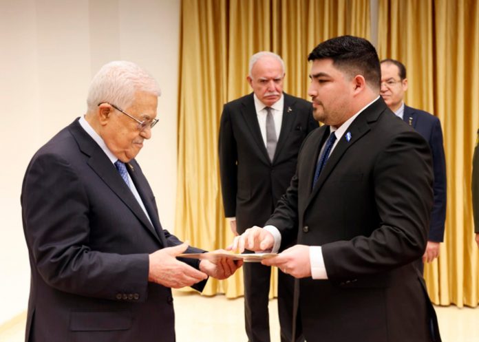 Foto: Presentación de cartas credenciales ante el Presidente del Estado de Palestina/Cortesía