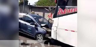 Foto: Conductor azucarado de la Ruta 120 estrella la unidad contra un taxi en Managua/TN8