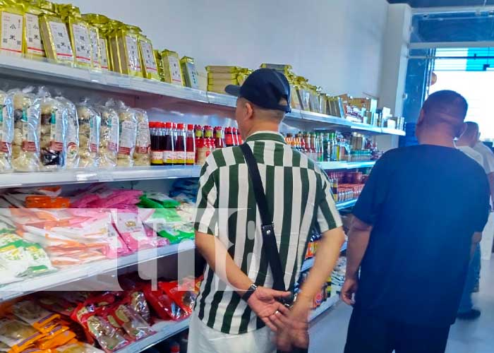 "La Familia" Nuevo supermercado chino abre sus puertas en Managua