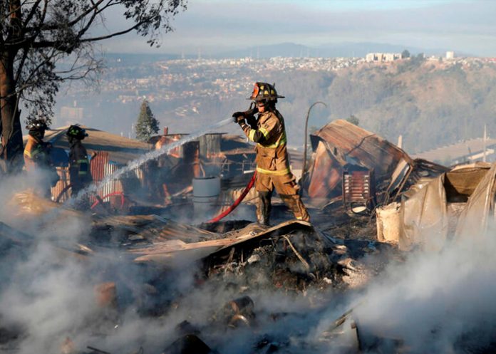 Foto: Dolor en Chile tras voraz incendio /cortesía
