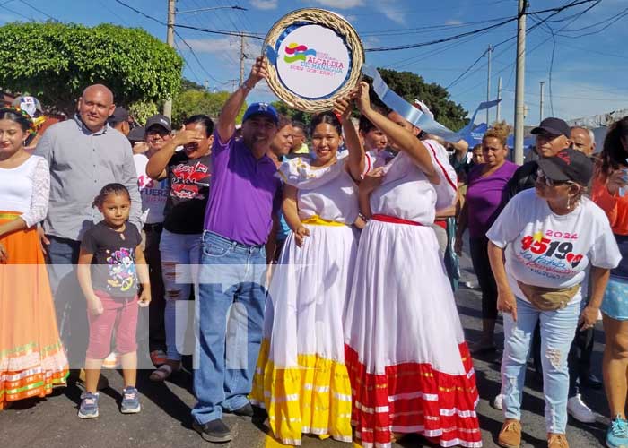 Inauguran calles en la pista principal del barrio Santa Ana en Managua