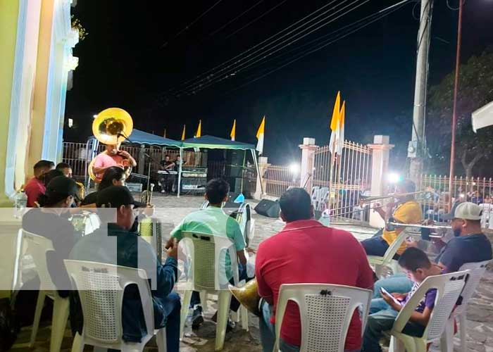 La Concordia celebra a lo grande a la Virgen de Lourdes