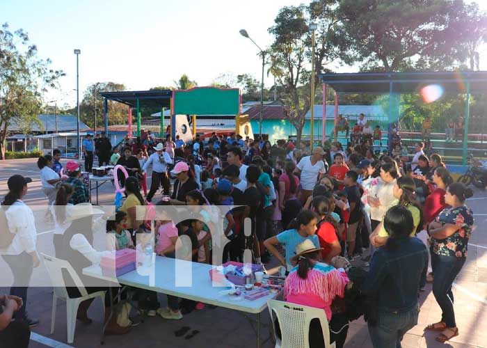 La Concordia celebra a lo grande a la Virgen de Lourdes