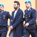 Mató a golpes y martillazos a su exnovia en Italia