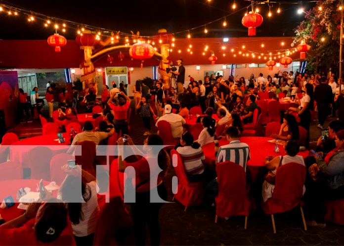 Foto: Celebración de AniPop por el Año Nuevo en China / TN8