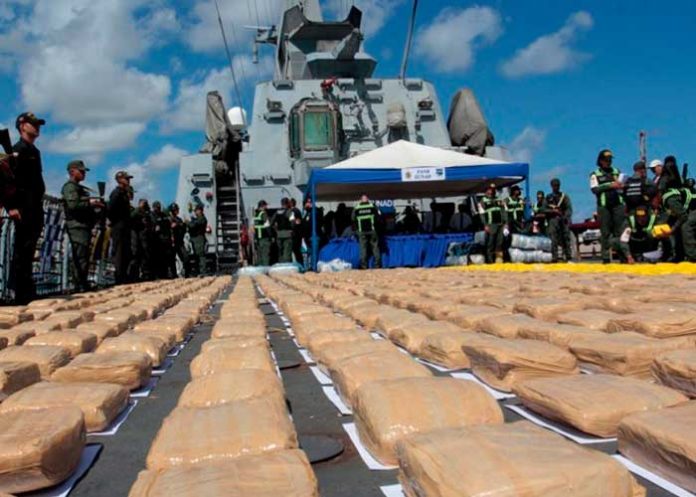Marina de Francia decomisa 7 toneladas de cocaína en las Antillas