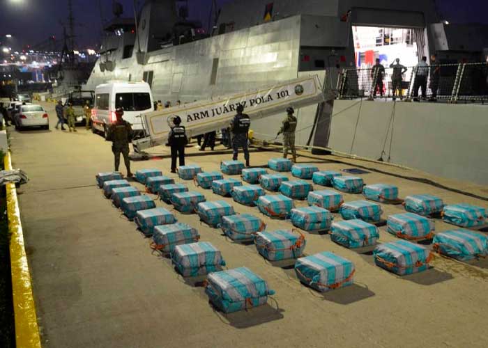 Marina de Francia decomisa 7 toneladas de cocaína en las Antillas