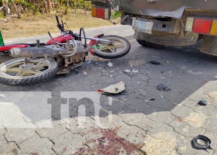 Foto: Accidente de tránsito provocado por mariposa en Ometepe / TN8