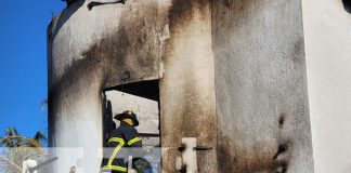 Foto: Incendio en Las Peñitas: Hostal Nayal Lodge reducido a cenizas por quema de maleza/TN8