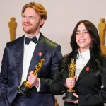 Foto: El mensaje detrás del pin rojo en Los Oscar /cortesía
