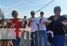 Foto: Cientos de personas disfrutaron del almíbar más grande en el Puerto Salvador Allende/TN8