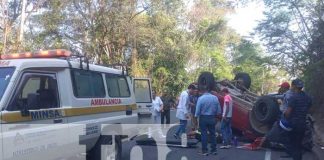 Dos camionetas se vuelcan el mismo día y en distintas horas en Jinotega