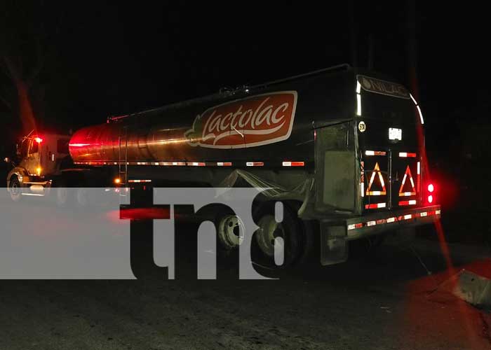 Triple colisión deja cuantiosos daños materiales en comarca El Portón del municipio de Boaco
