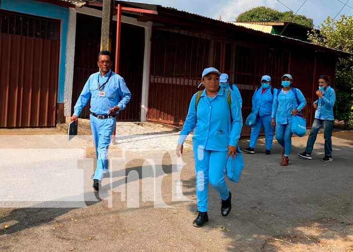 Foto:Brigadas médicas visitan el barrio Farabundo Martí del distrito V, en Managua/tn8