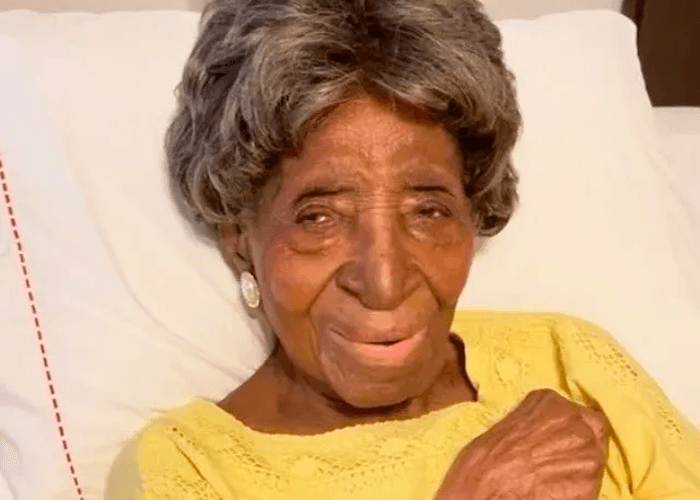 Abuelita de 114 años revela cuál es su secreto