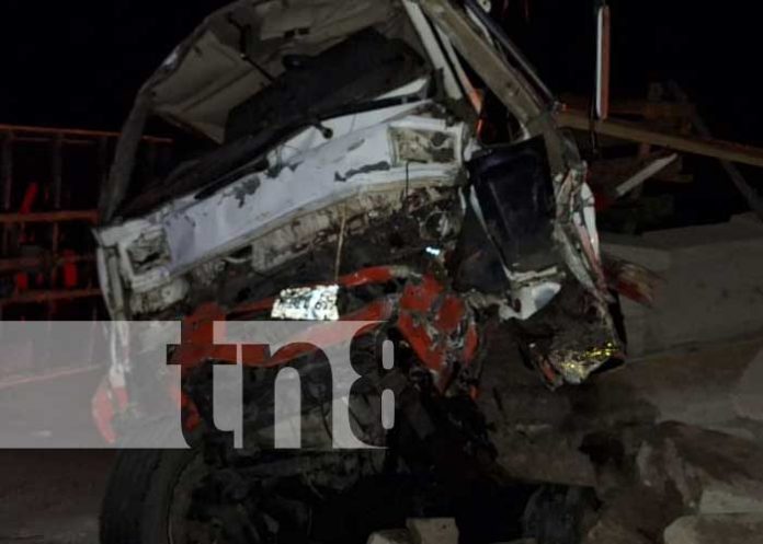 Foto: Camiones quedan hecho chatarras tras chocar en Carretera Río Blanco-Matiguás / TN8