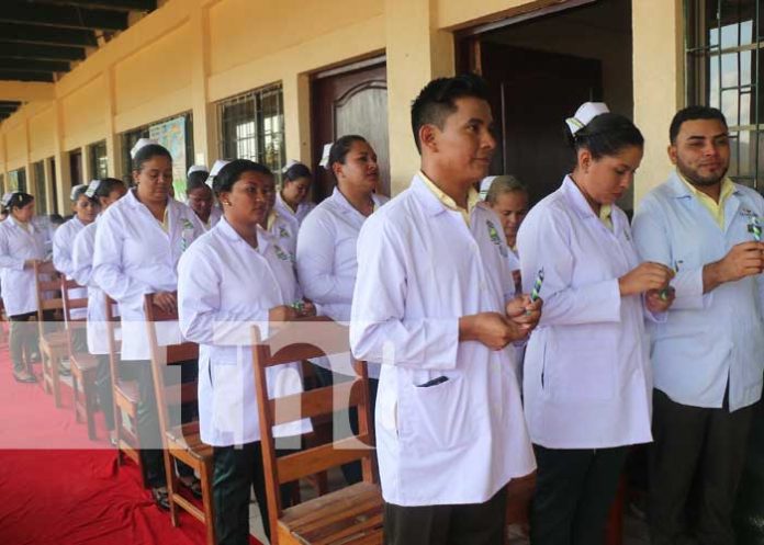 Foto: Promoción de enfermeros y enfermeras de Bonanza / TN8