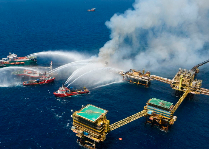 Cuatro muertos en el incendio de una plataforma frente a Gabón