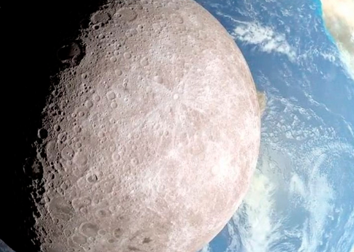 China lanza un satélite clave para su misión a la cara oculta de la Luna
