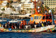 Encuentran migrantes muertos en una embarcación cerca de Canarias