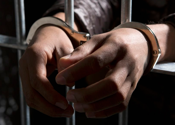 Condenado en Francia a 13 años de cárcel