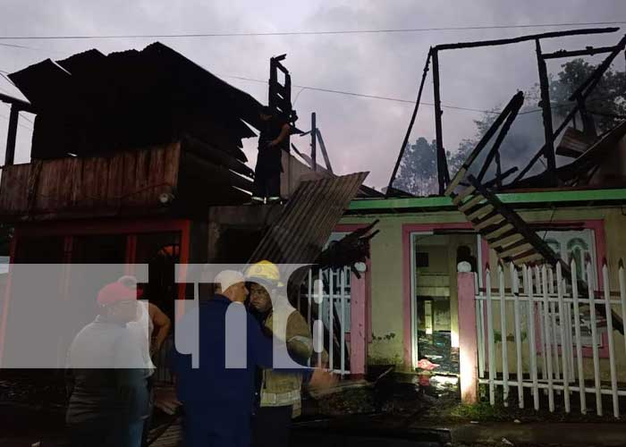 Foto: Incendio afecta cuatro viviendas en Siuna / TN8