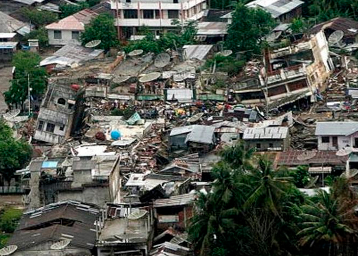 Casas destruidas por terremoto en Papúa Nueva Guinea
