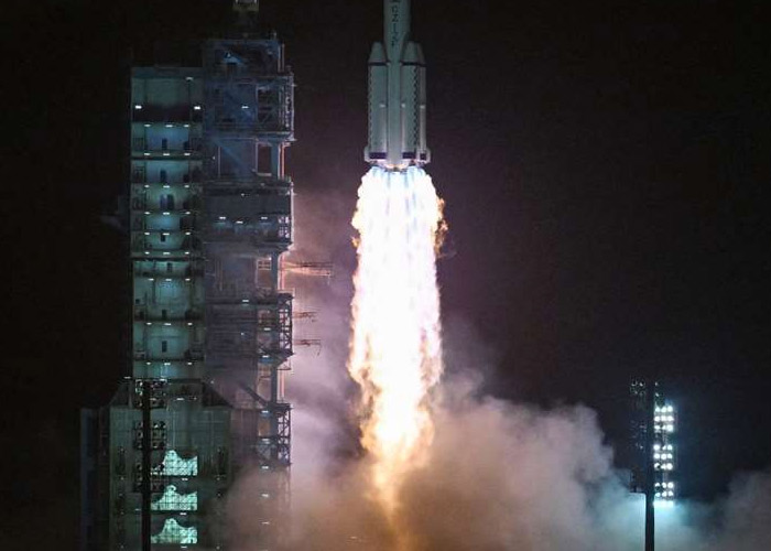 Despega la misión espacial china Shenzhou-18