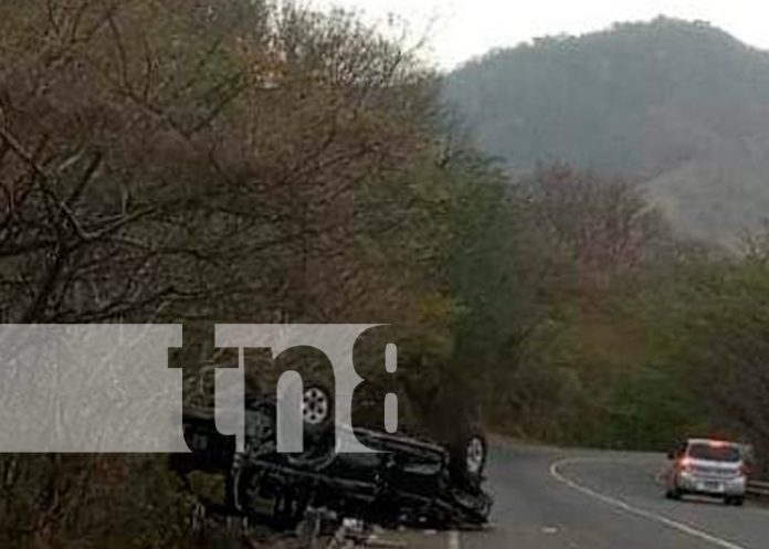 Foto: Vuelco de camioneta deja varios lesionados en Jinotega / TN8