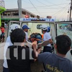 Foto: Taxista impacta catapulta a motociclista y lo deja lesionado en Bilwi/TN8