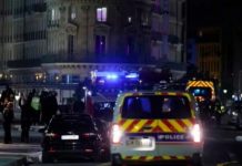 Incendio en un edificio de París deja el saldo de tres personas muertas