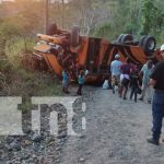 Foto: Accidente por fallas mecánicas: Autobús volcado en ruta Jinotega-Pantasma/TN8