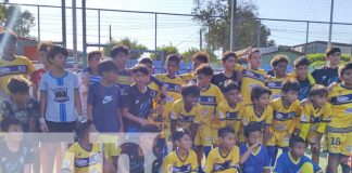 Padres apoyan la práctica deportiva de sus hijos en Nicaragua
