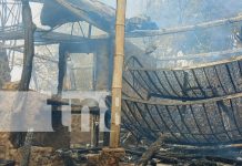 Incendio arrasa con cabaña turística en Isla de Ometepe