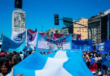 Foto: Masiva protesta en Argentina /cortesía