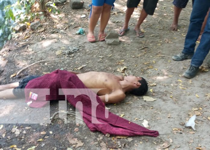 Foto: Joven fallece minutos después de ser rescatado de la poza La Mayita-Tipitapa/TN8