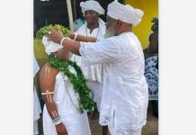 Matrimonio de un líder religioso causa indignación en Ghana 