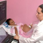 Foto: Valentina y su bebita fuera de peligro: Cirugía fetal exitosa / TN8