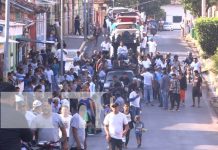Foto: Granada rinde emotivo adiós a "El Conejo": despedida multitudinaria/TN8