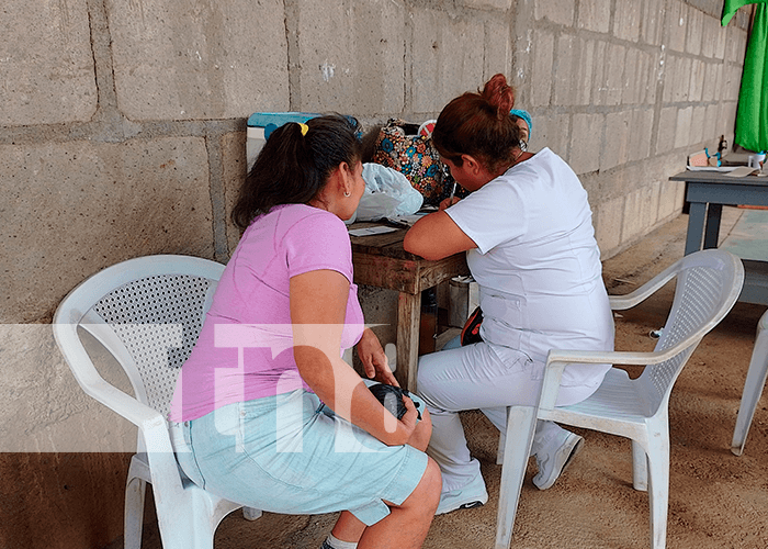 Brigadas médicas visitan el Barrio Willian Galeano