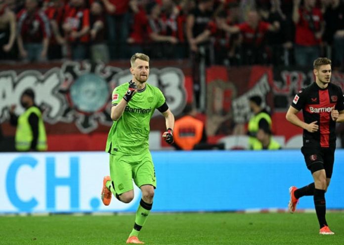 Leverkusen rescata invicto ante el Sttutgart