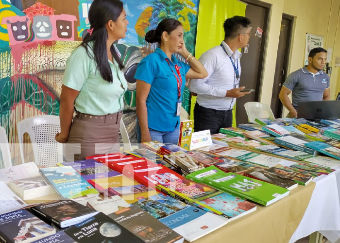 Foto: Día Mundial del Libro desde la Universidad Agraria / TN8
