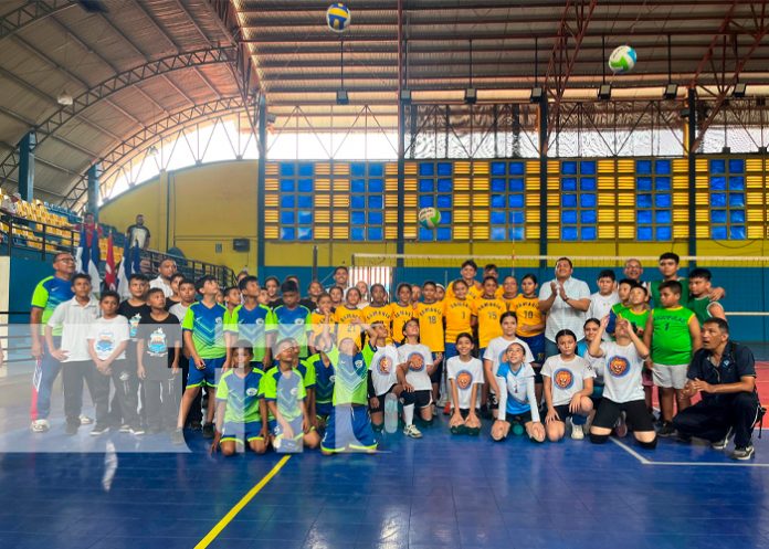 Foto: Mini Voleibol anima a la juventud en Managua /TN8