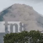 Se registra pequeña explosión en el Volcán Concepción, Isla de Ometepe