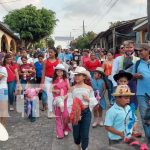 Foto: Desfile infantil marca inicio de las fiestas patronales en La Libertad, Chontales/TN8