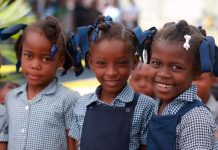 Foto: Haití retoma funciones escolares /cortesía