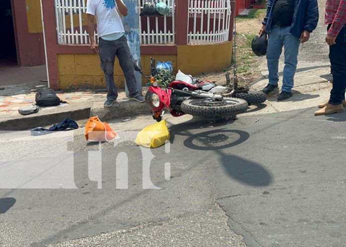 Foto: Acompañante de motocicleta lesionada al ser arrollados por una camioneta en Juigalpa/TN8